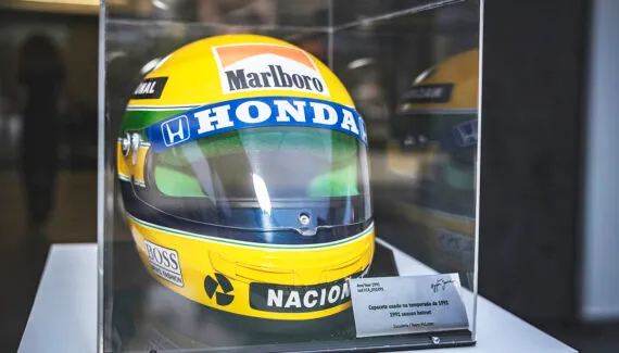 Nosso Senna Collection é destaque na McLaren São Paulo