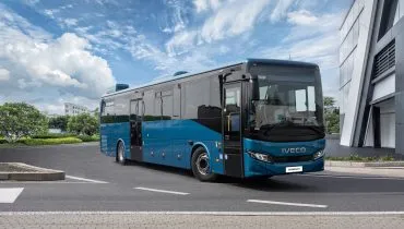 Iveco Bus amplia linha Crossway com versão híbrida