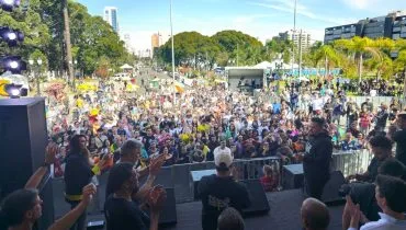 Marcha para Jesus em Curitiba deve ter 100 mil participantes neste sábado