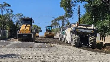 Problema ignorado! Troca de asfalto de bairro demora mais de um ano em Curitiba