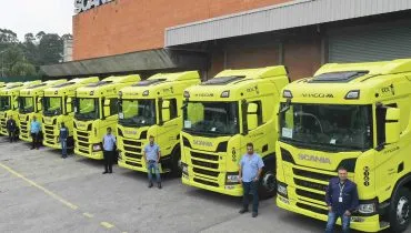 Amaggi recebe caminhões movidos a B100 na Scania
