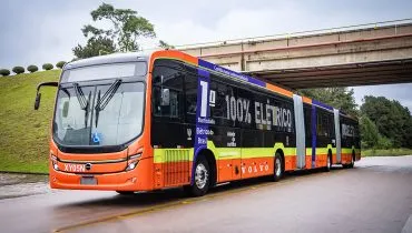 Volvo inicia programa de validação de ônibus biarticulados elétricos