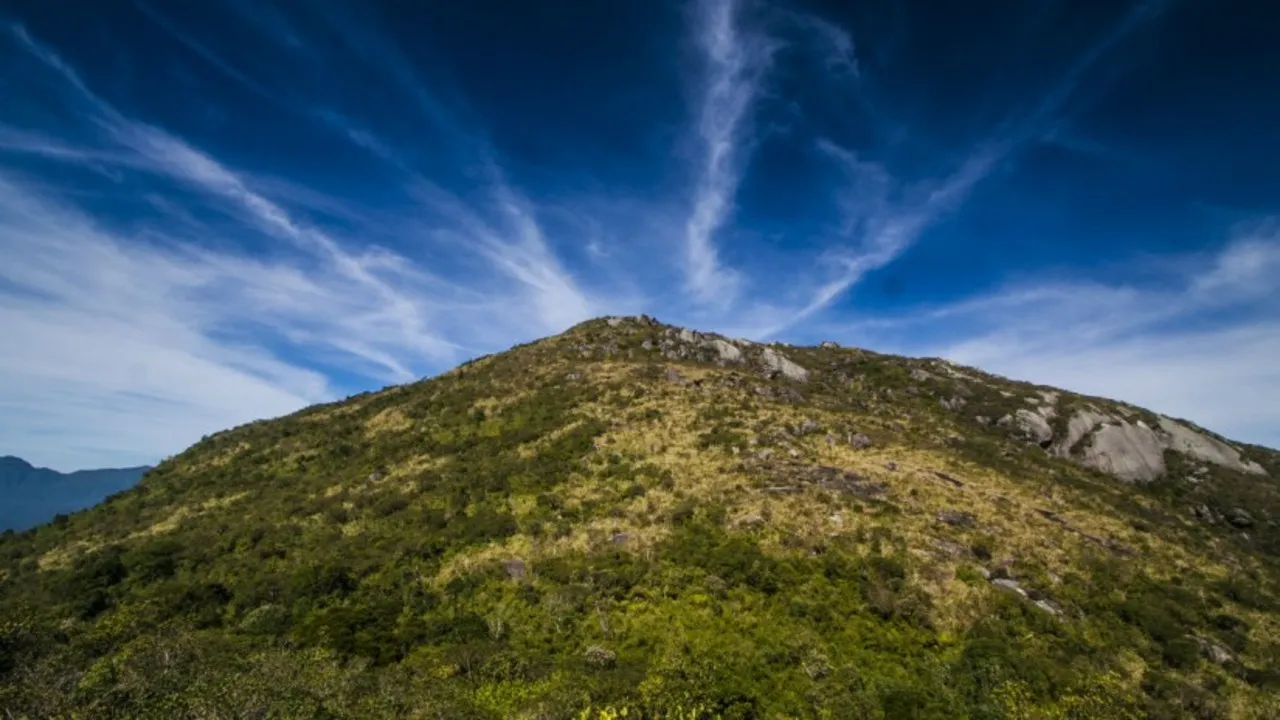 Morro do Anhangava, em Quatro Barras