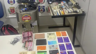 dinheiro, chopeira, cartões e outros itens encontrados com suspeito de furtar bar em Curitiba