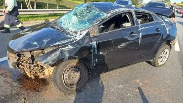 Acidente com carro na BR-277