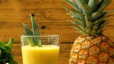 suco de abacaxi com hortela e couve capa web