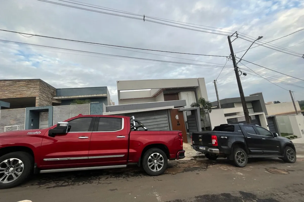 Carros de luxo e imóveis de influencer do Paraná foram alvos de operação