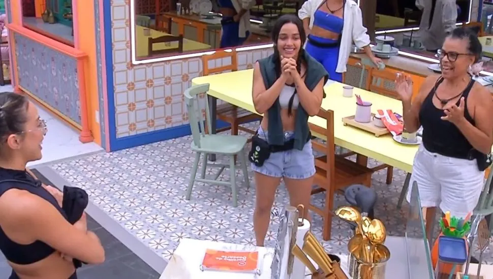 BBB 25: Brothers comemoram após Renata contar sobre o Oscar de Ainda Estou Aqui