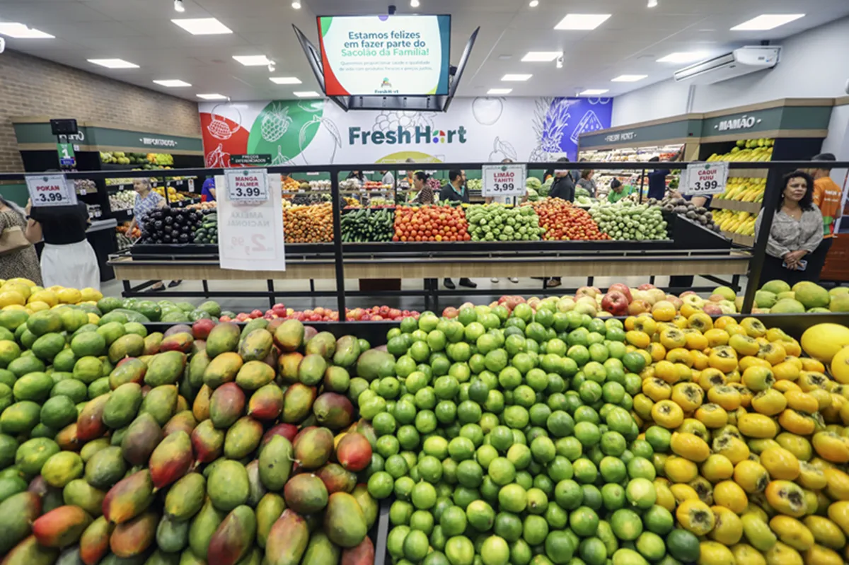 Novo Sacolão da Família é inaugurado em Curitiba