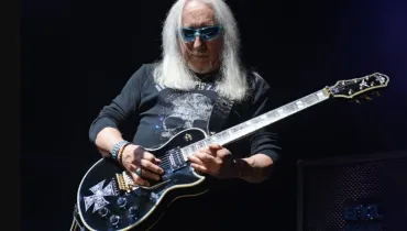 Na imagem, Mick Box, guitarrista da Uriah Deep