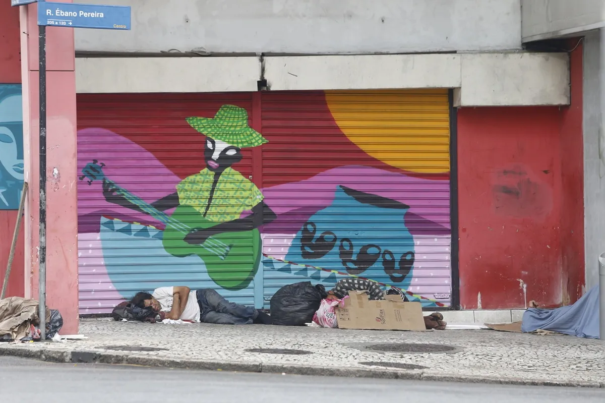 Pessoas em situação de rua no Centro de Curitiba