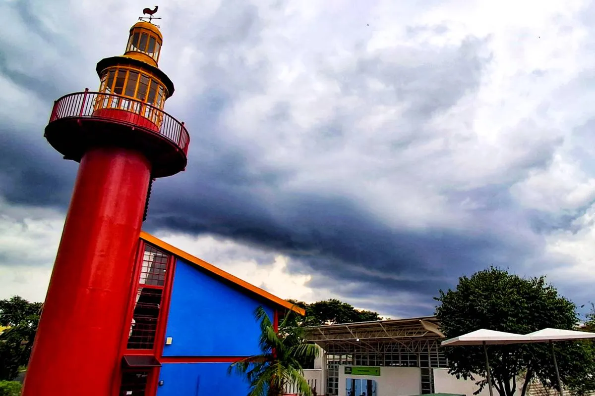 Previsão do tempo curitiba chuva intensa