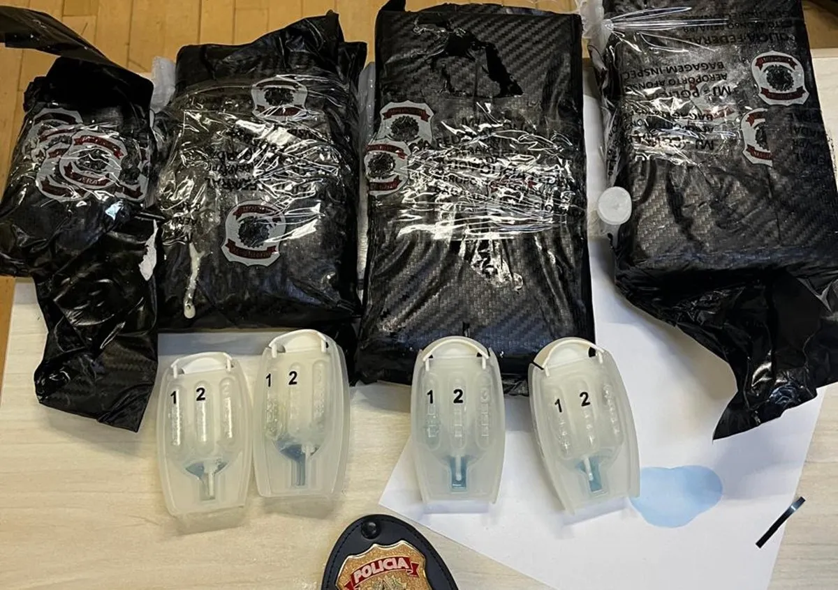 Casal é preso com drogas em Aeroporto Afonso Pena, na Grande Curitiba