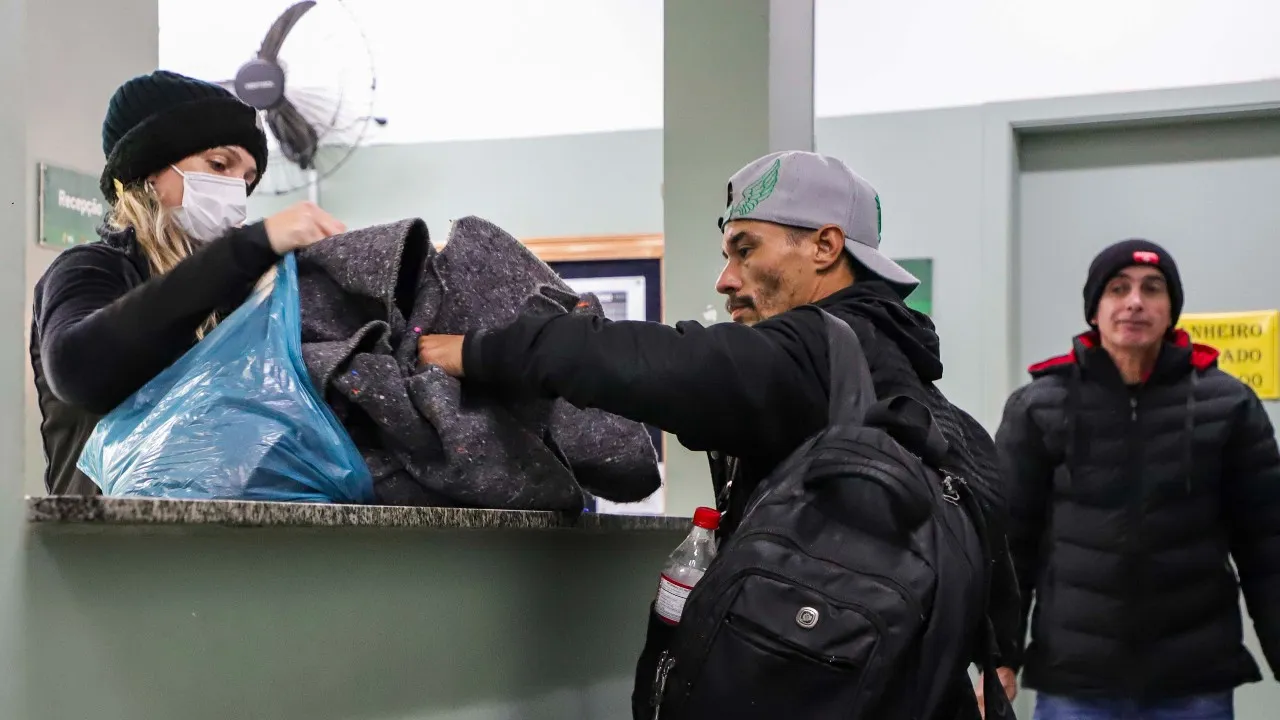 Operação Inverno desenvolvida pela Prefeitura para reforçar o atendimento a pessoas em situação de rua. Curitiba