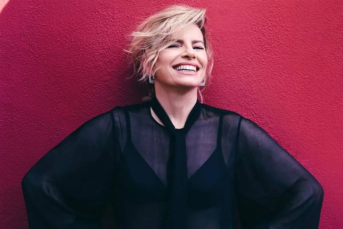 Imagem mostra a atriz Débora Bloch, que celebra 62 anos