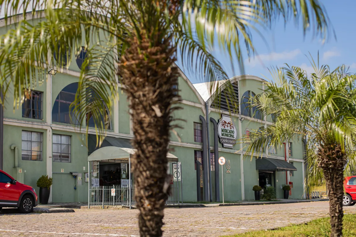 Feirinha em Mercado Municipal Capão Raso