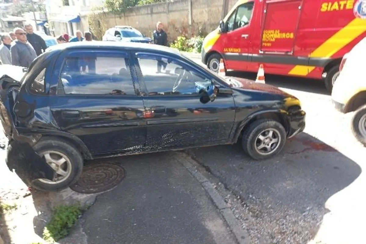 Carro envolvido em atropelamento de criança de cinco anos