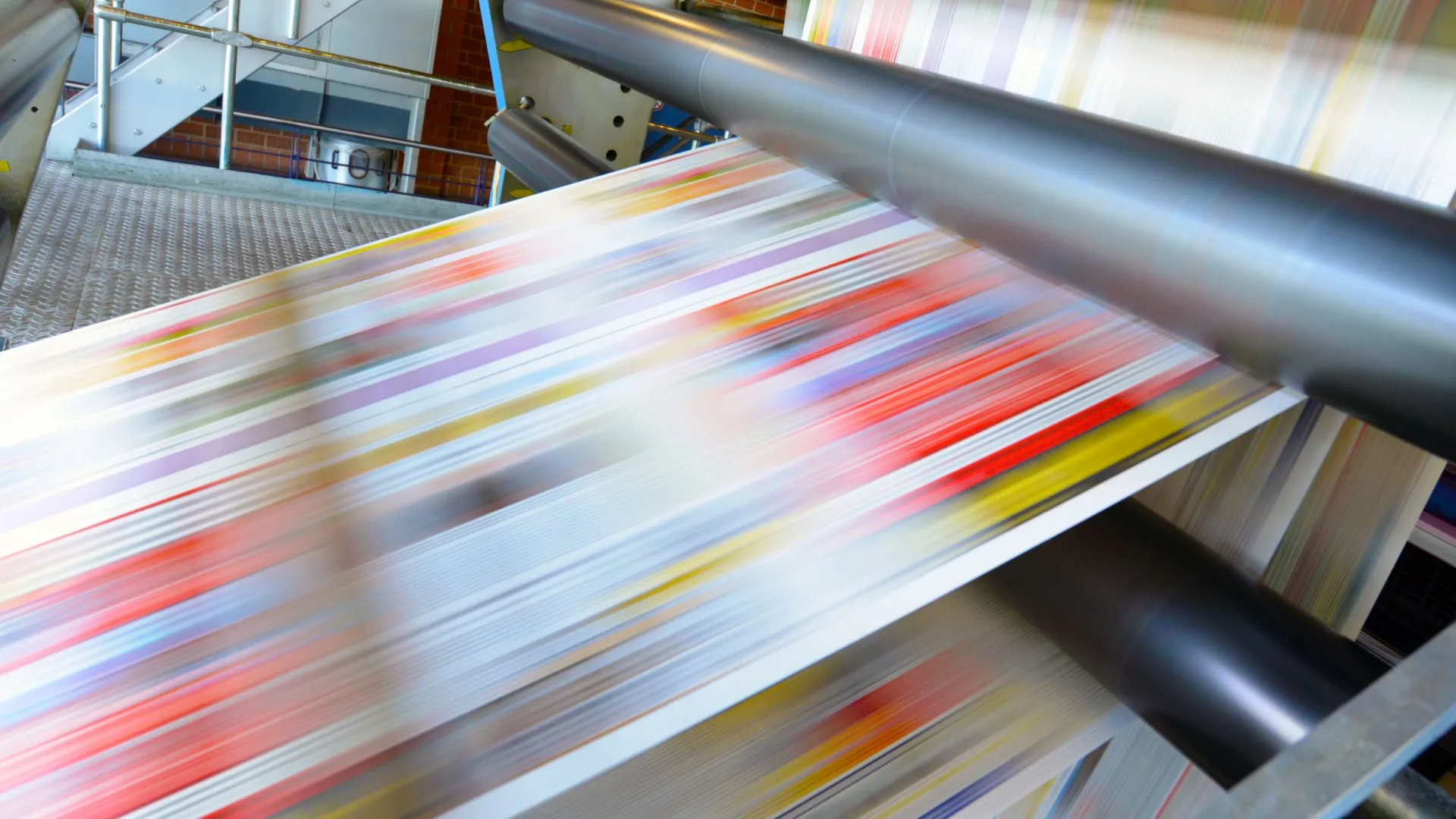 Precisa imprimir algum material gráfico e o prazo está curto? Conte com a Tecnicópias, a maior referência em gráfica rápida de Curitiba.