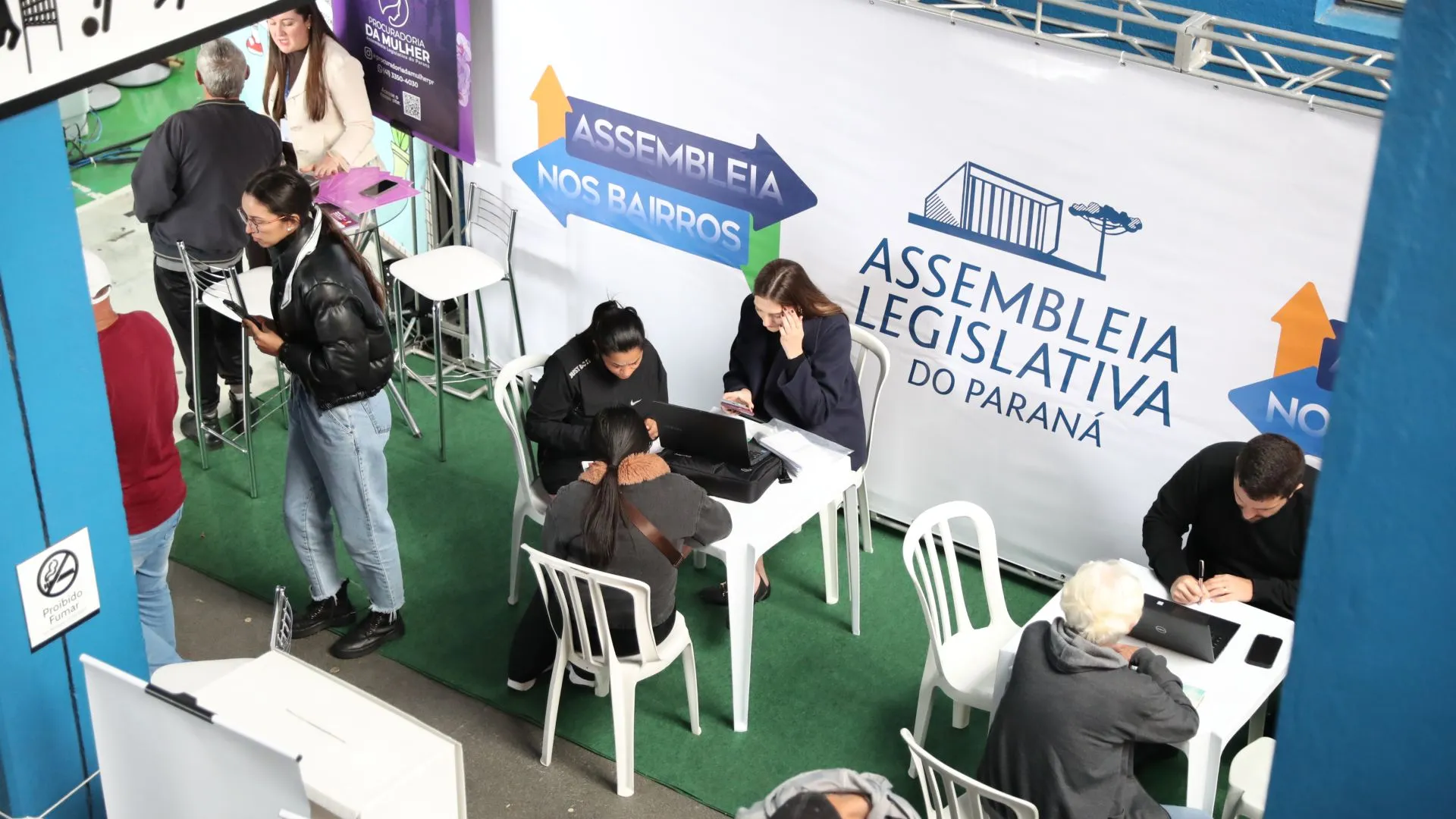 A primeira edição do Assembleia nos Bairros, na Regional do Boqueirão, foi um verdadeiro sucesso, com mais de 2 mil atendimentos e uma vasta oferta de serviços para a população. | Foto: Orlando Kissner/Alep