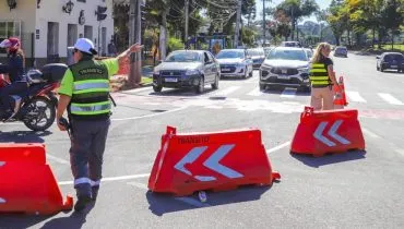 Imagem mostra uma rua do Portão terá alteração de sentido a partir da próxima segunda-feira.