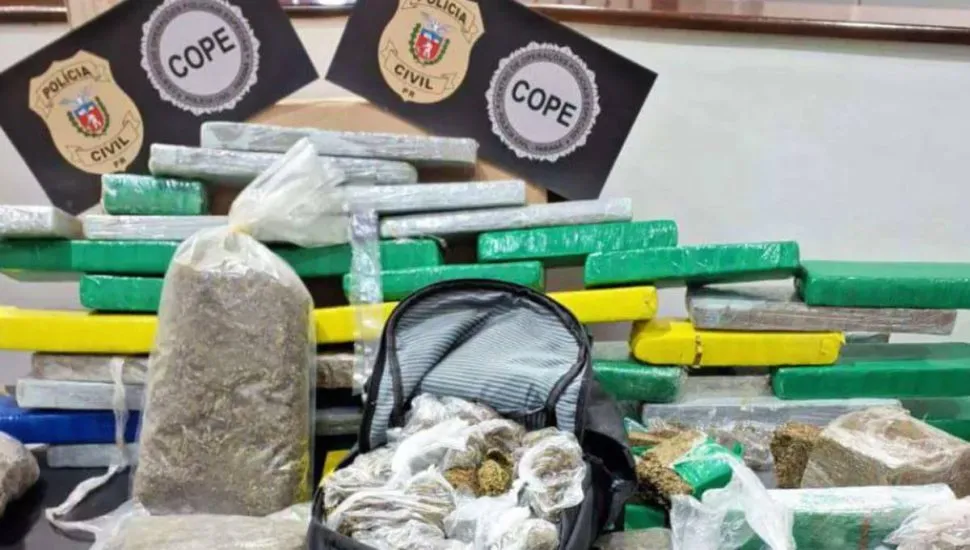 Imagem mostra uma apreensão de maconha gourmet em Curitiba