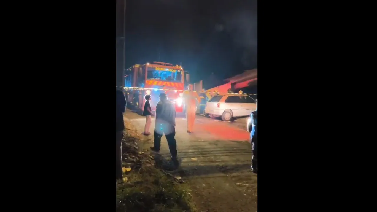 Incêndio em Campo Largo mata idosos.