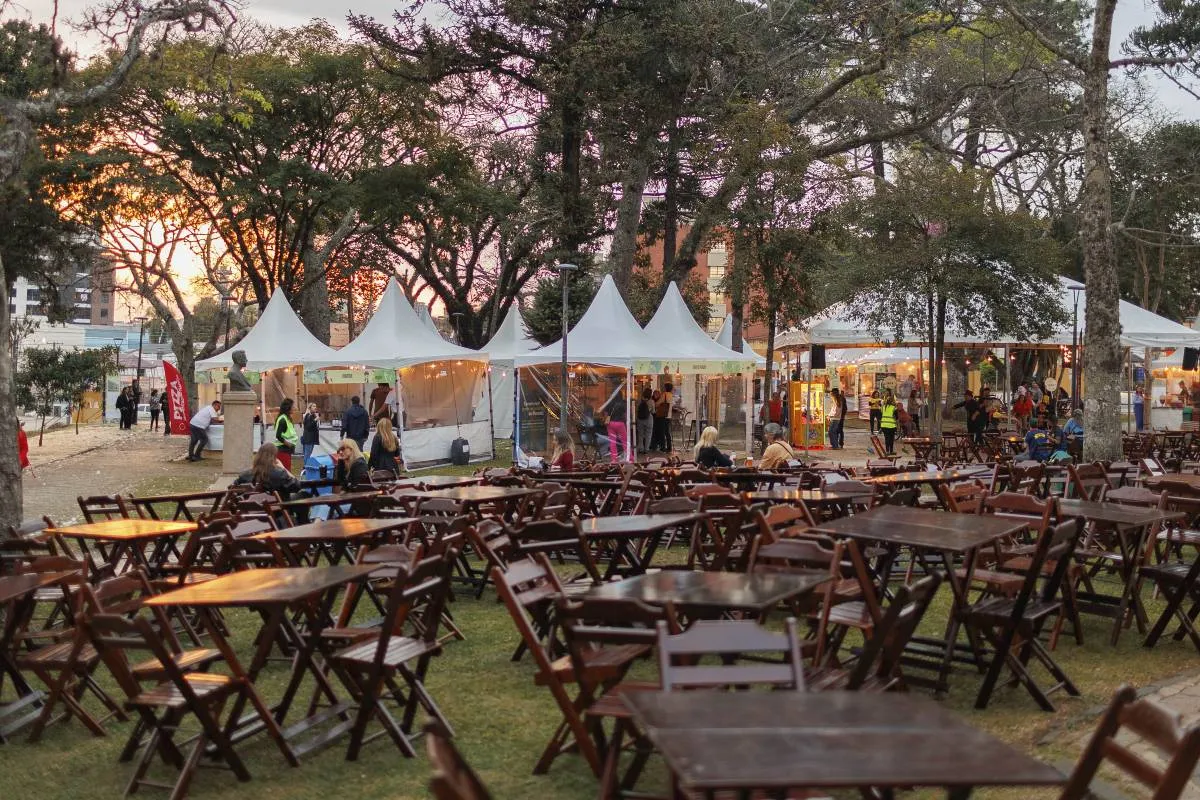 Imagem mostra o Festival de Inverno de Curitiba
