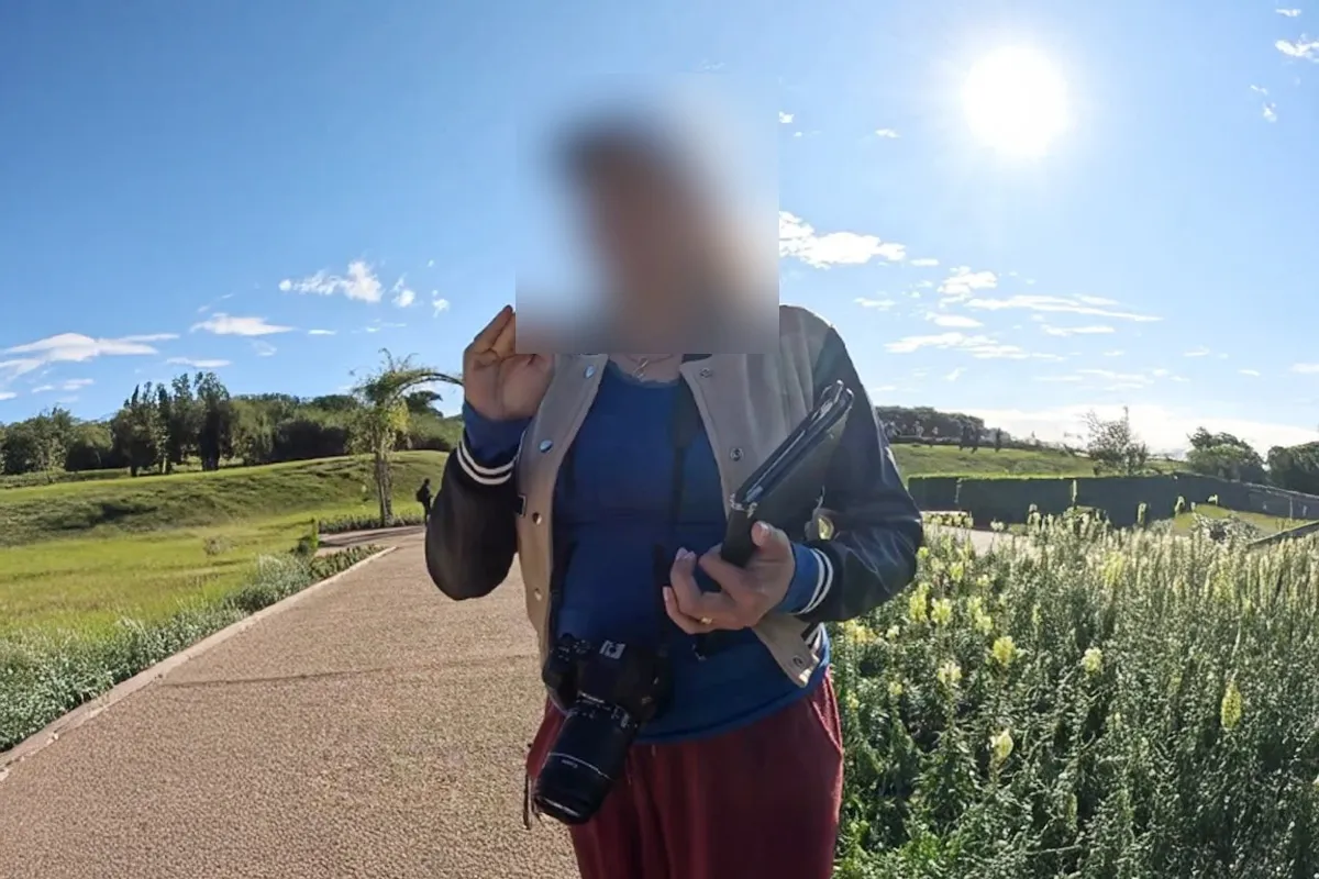 Fotógrafos brigam no Jardim Botânico de Curitiba