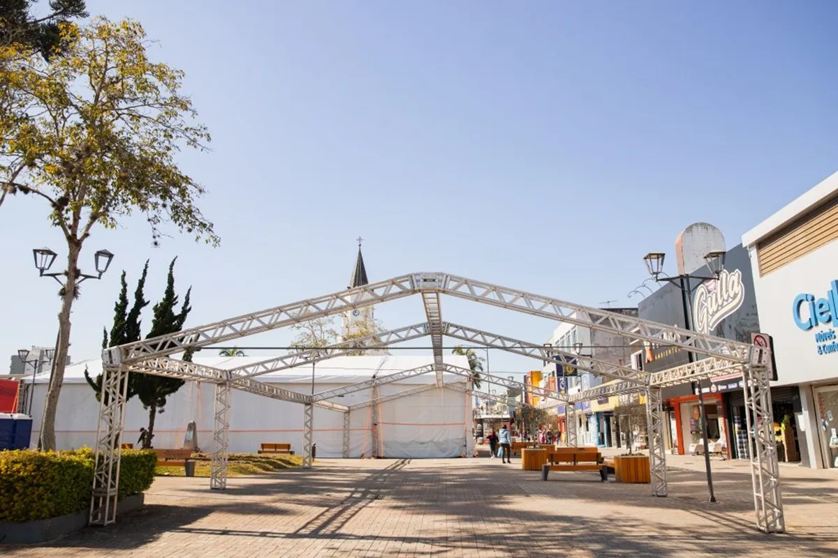 Festival de inverno em São José dos Pinhais tem patinação no gelo