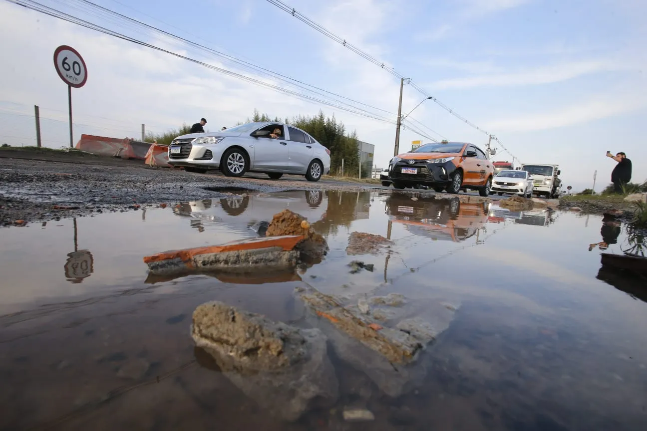 Problemas na Estrada do Ganchinho
