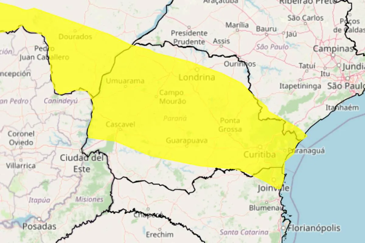 Imagem mostra o alerta amarelo futuro de chuva intensa abrangendo Curitiba.