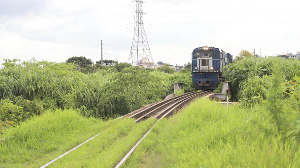 Trem em Curitiba