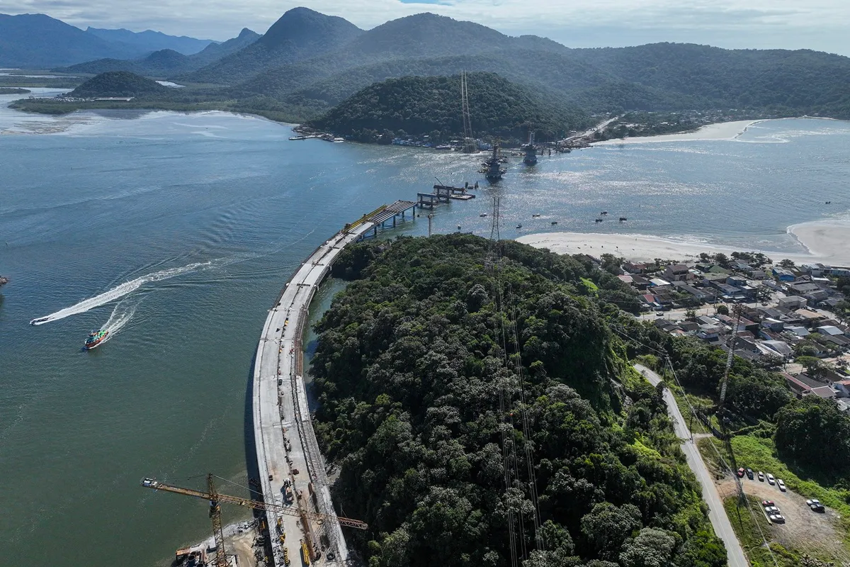 Andamento da obra da ponte de Guaratuba