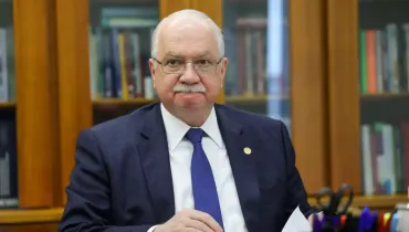Imagem mostra ministro do STF, Edson Fachin