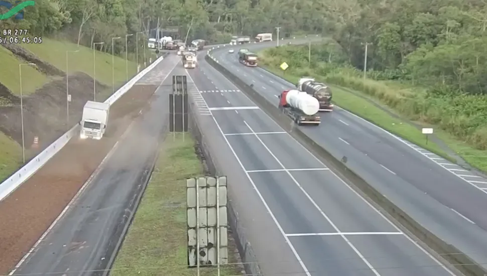 Área de escape na BR-277, em Morretes