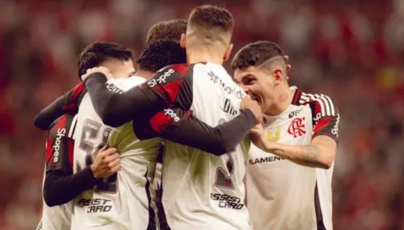 Flamengo enfrenta PSG em busca do título da Copa Intercontinental