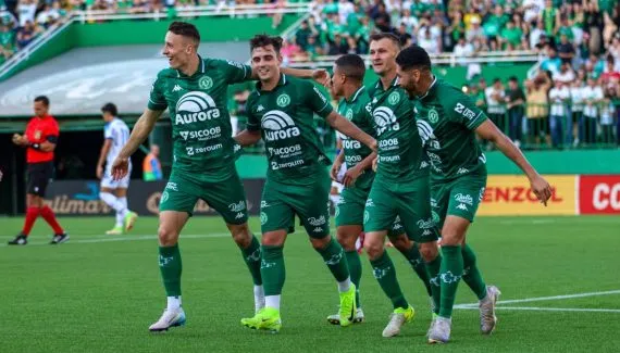 Jogos de hoje (10/11/25): Quem joga e onde assistir?