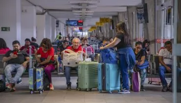 Movimento na rodoviária de Curitiba