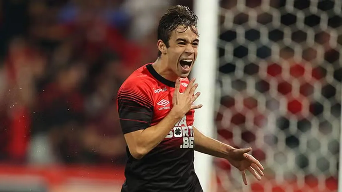 Dudu jovem do Athletico.