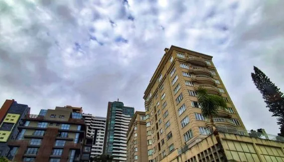 Após ciclone, novo sistema de baixa pressão chega ao Paraná nesta semana