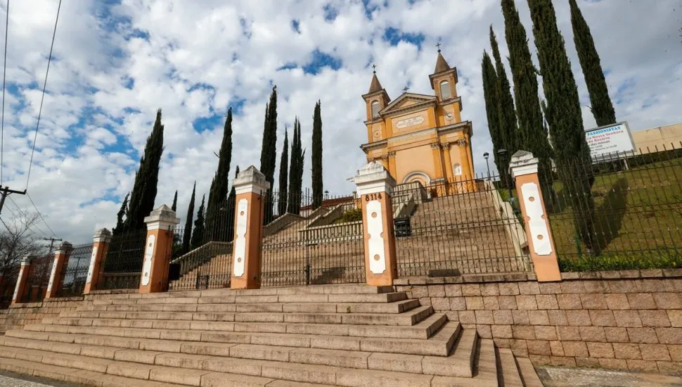 Igreja Matriz de Colombo - Paróquia Nossa Senhora do Rosário