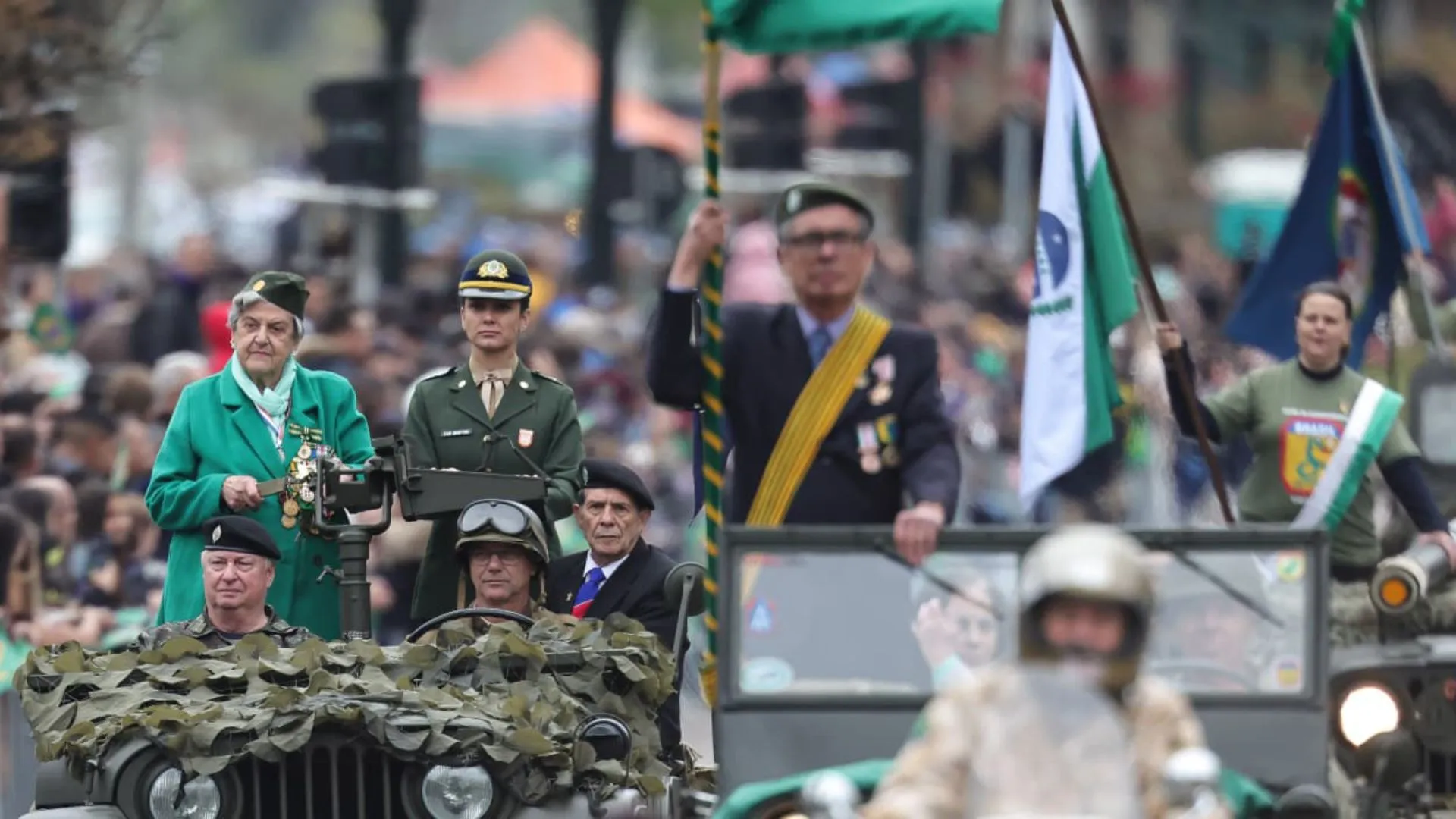 Desfile Independência em Curitiba