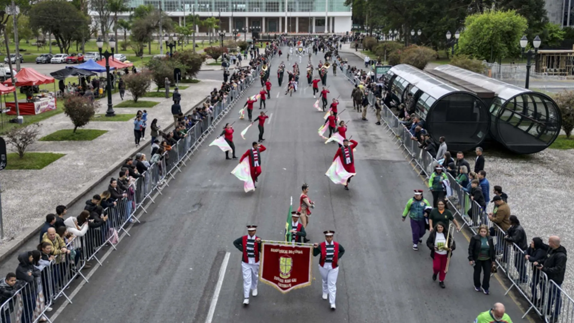 Desfile Independência em Curitiba