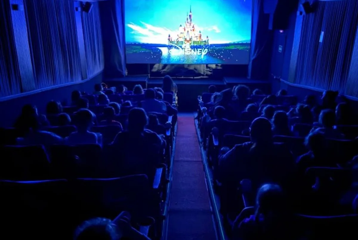 Projeto de cinema em Curitiba