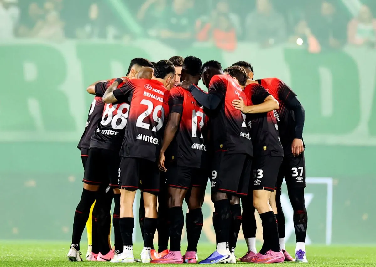 Athletico joga hoje valendo vaga no G-4