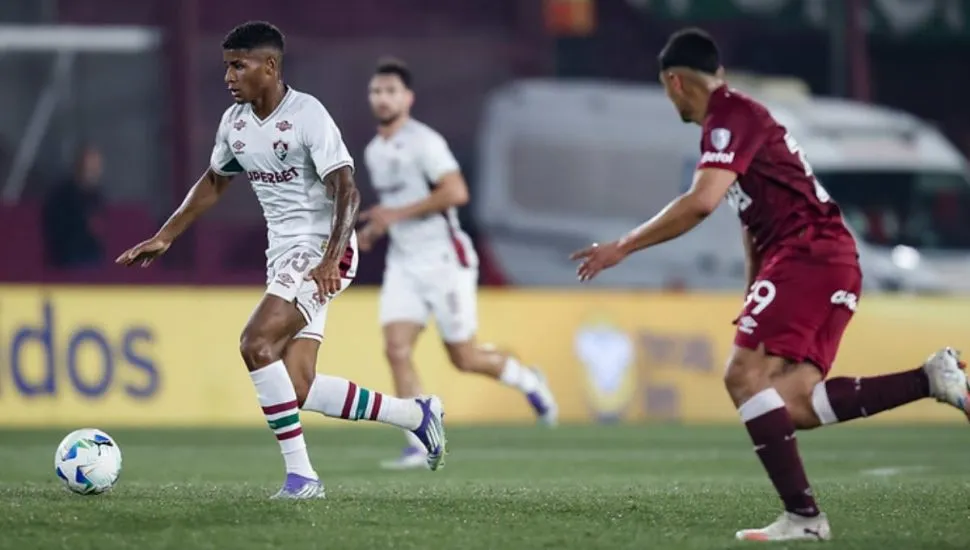 Fluminense joga hoje contra o Lanús.