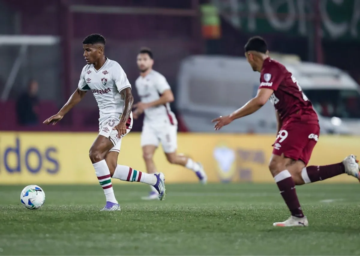 Fluminense joga hoje contra o Lanús.