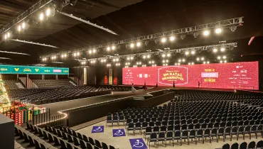 A apresentação ao vivo Disney Celebra: Um Natal Inesquecível ocorre de 16 a 23 de dezembro, no Centro de Eventos Positivo, no Parque Barigui