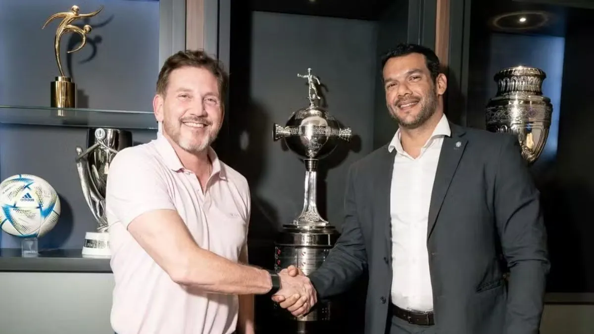 Alejandro Domínguez e Samir Xaud na sede da Conmebol.