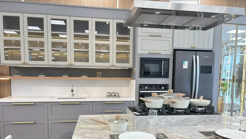 Uma cozinha planejada é sinônimo de otimização dos espaços; e na Multiloja Avenida, você faz seu projeto, já com os eletrodomésticos gerando praticidade na compra, e no dia a dia após o sonho realizado.